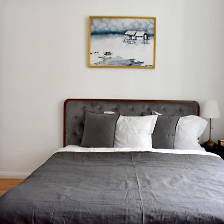 Lovely Apartment In Center Прага Экстерьер фото